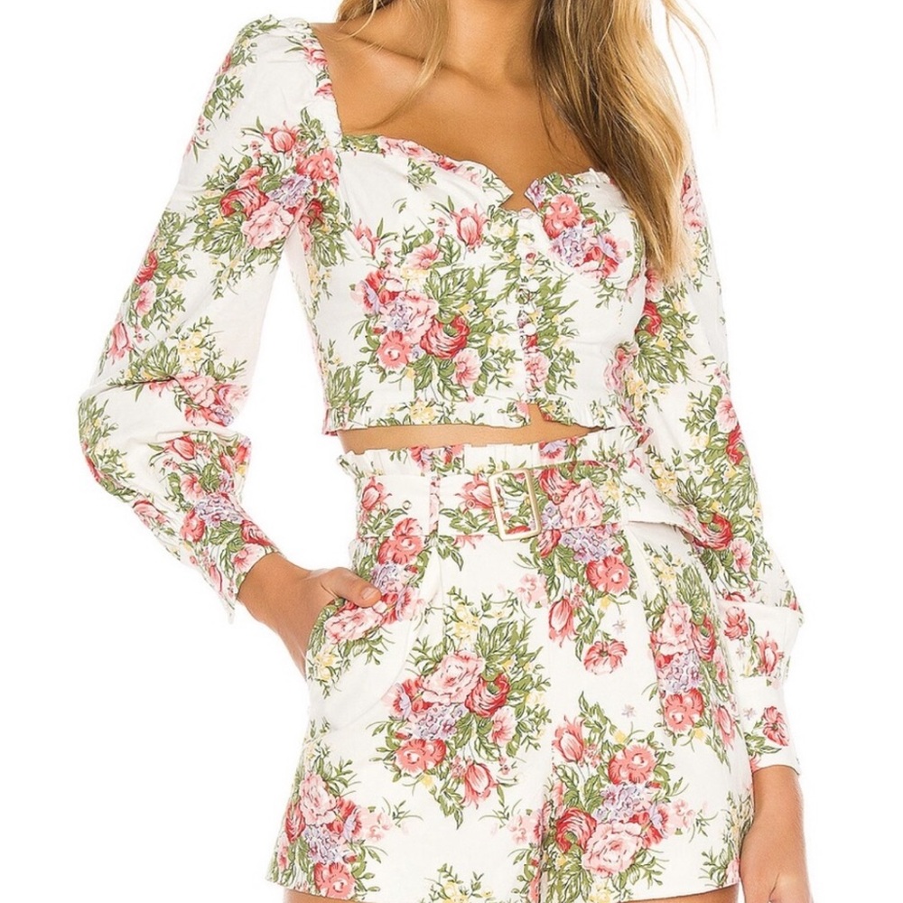 MAJORELLE ROMAN SHORT TOP in floral Set